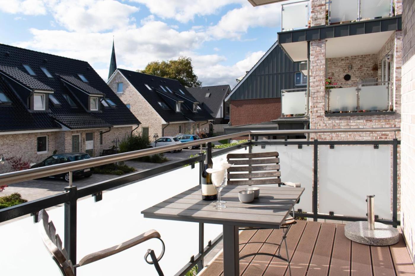 Ferienwohnung Kuestentraum Lubeck Exterior photo